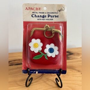 Vintage Vinyl Coin Purse By Apache, Daisy Pattern